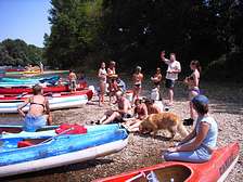 Canoe-kayak in the Dordogne-Lot from holiday park cottages of Domaine de Gavaudun
