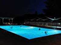 Swimming-pool_cottages_Dordogne_Gavaudun_51