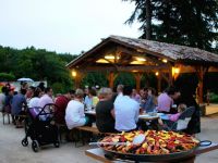 Grange-barbecue_vacances_Perigord_Gavaudun_040